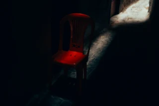 L1012183 — UNSTAGED · LOG /011 · MOMENT /048 · ARCHIVE ID L011-M054.