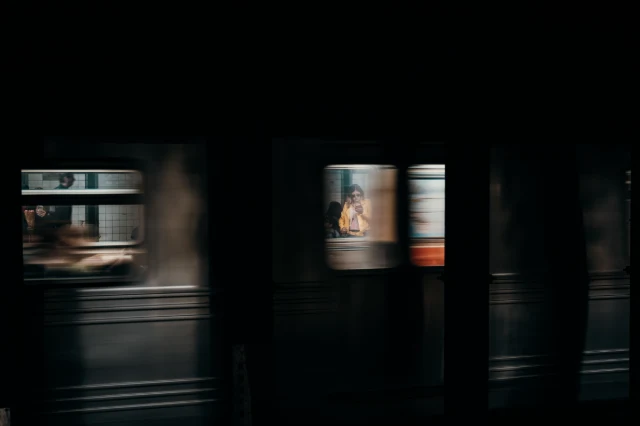 Instagram POST 014 02 — UNSTAGED · SERIE /004 · MOMENT /005 · ARCHIVE ID S004-M005 · SOURCE L014-M054.