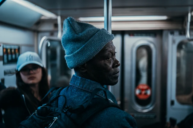 Instagram POST 08 02 — UNSTAGED · SERIE /001 · MOMENT /032 · ARCHIVE ID S001-M032 · SOURCE L014-M038.
